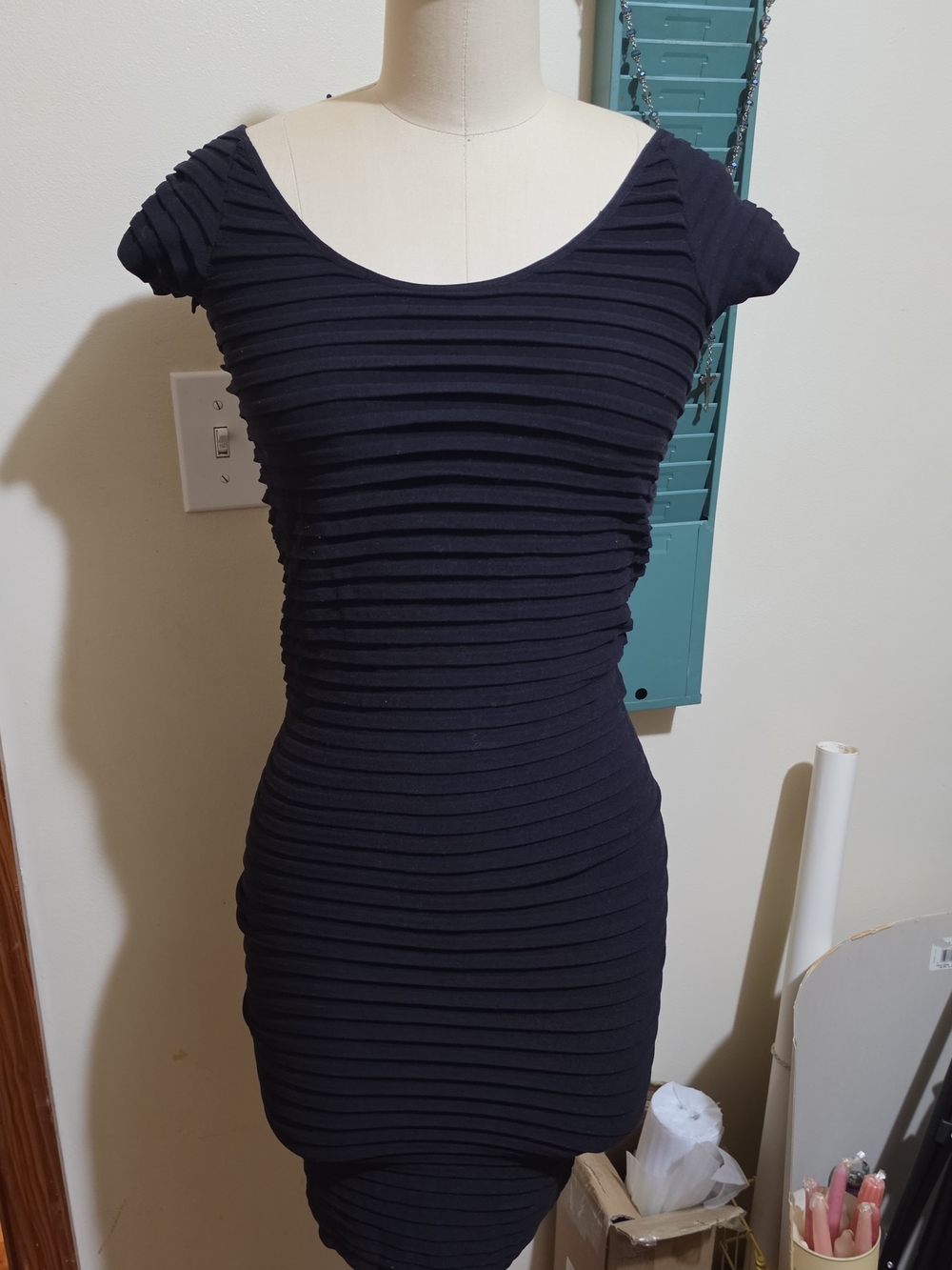 Black Ribbed Scoop Neck Bodycon Dress - Women